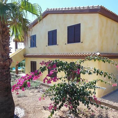 Appartamento In Splendido E Riservato Villaggio, Marina Di Tertenìa Eksteriør bilde