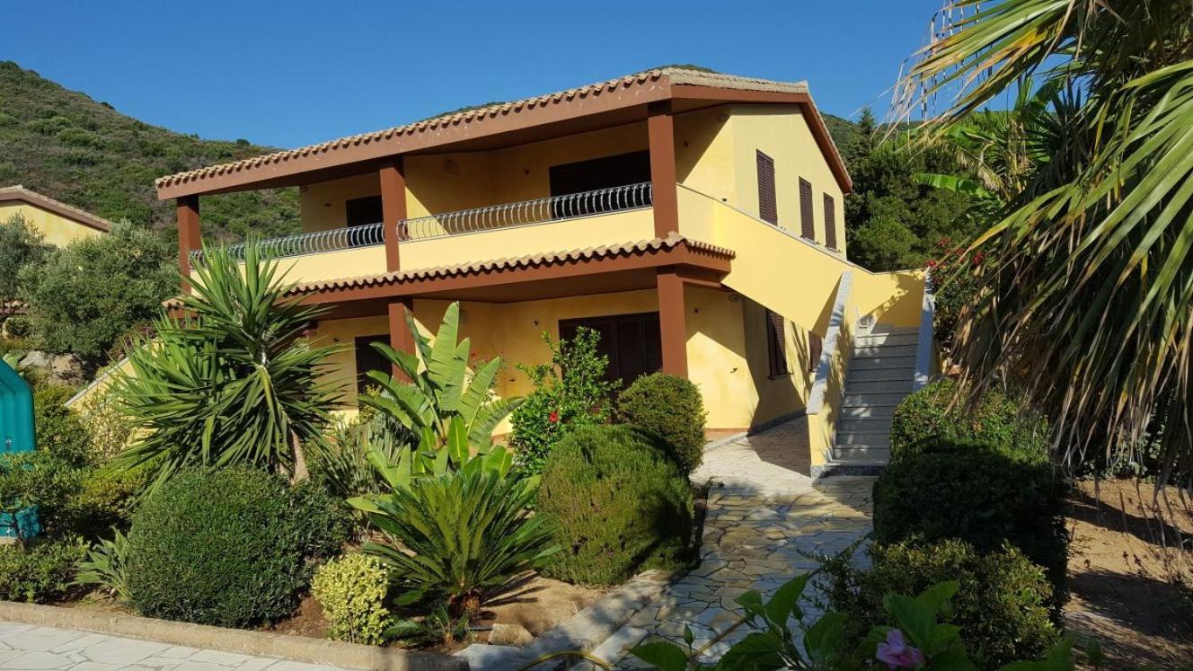 Appartamento In Splendido E Riservato Villaggio, Marina Di Tertenìa Eksteriør bilde