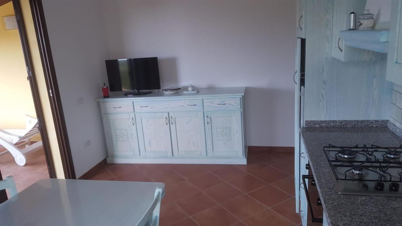 Appartamento In Splendido E Riservato Villaggio, Marina Di Tertenìa Eksteriør bilde